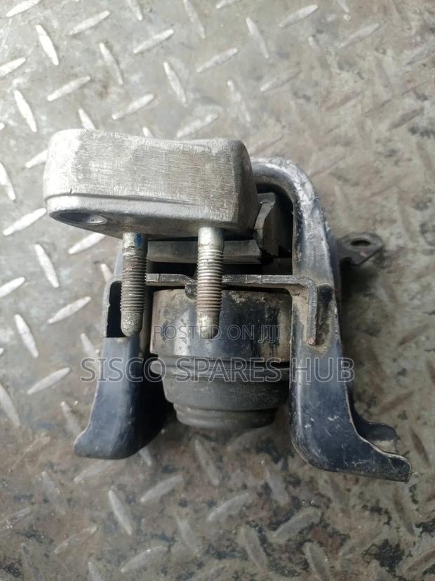 Engine Mount Wish 1zz - thumbnail 2