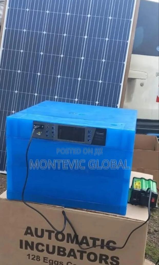 128eggs Incubator With 200watts Solar Backup