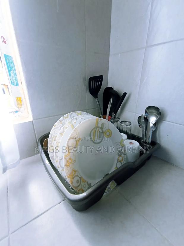 Bamburi Studio( Day Rest Available) - thumbnail 7