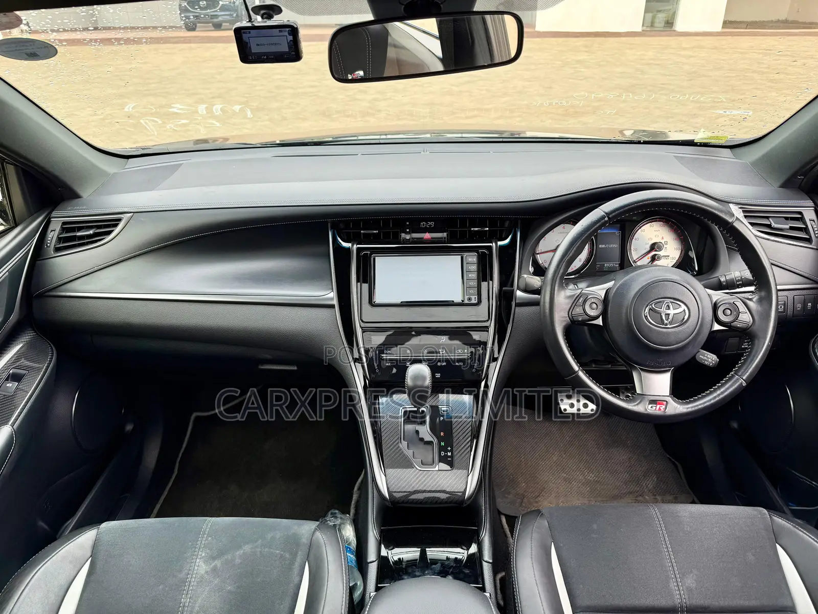 Toyota Harrier 2018 Black