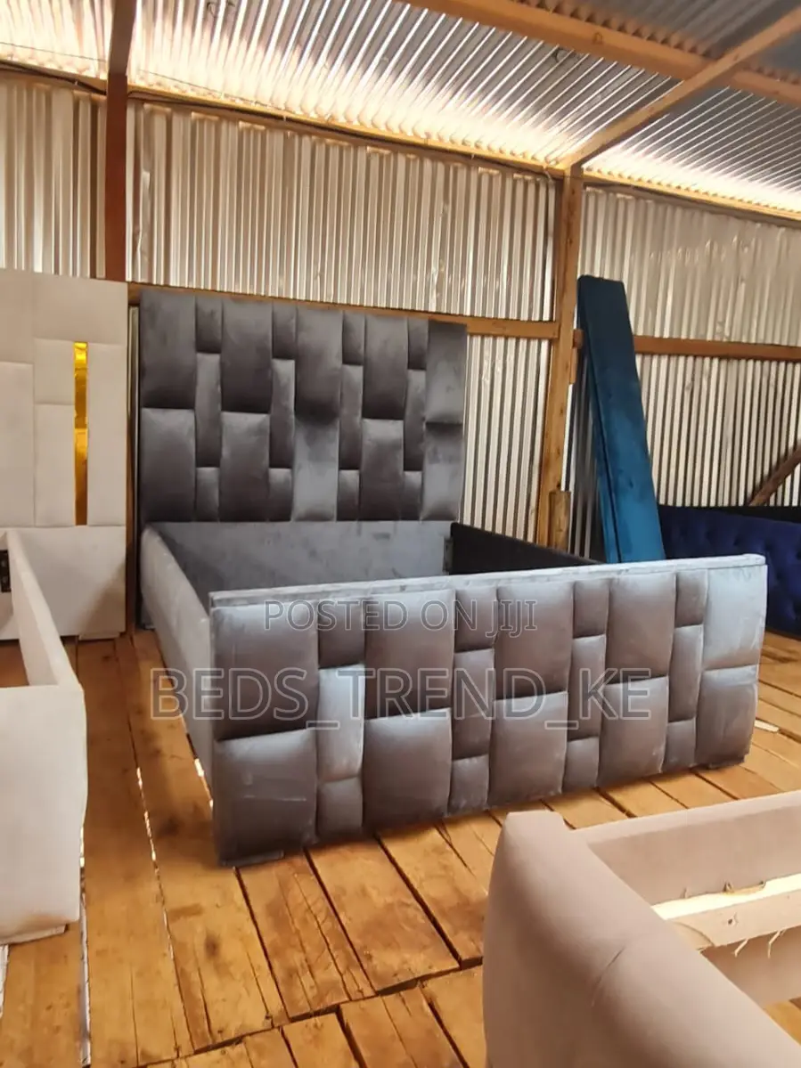Full Functional Modern Bed 5 by 6 Ft