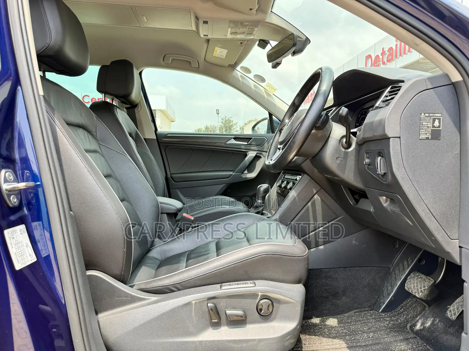 Volkswagen Tiguan 2018 Blue
