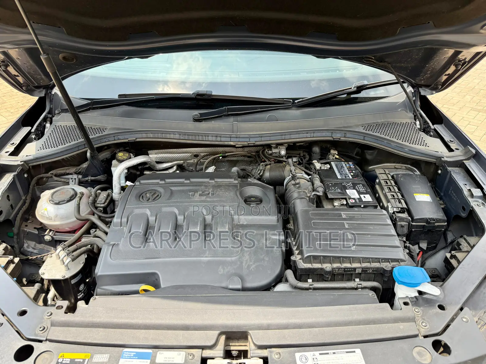 Volkswagen Tiguan 2018 Blue