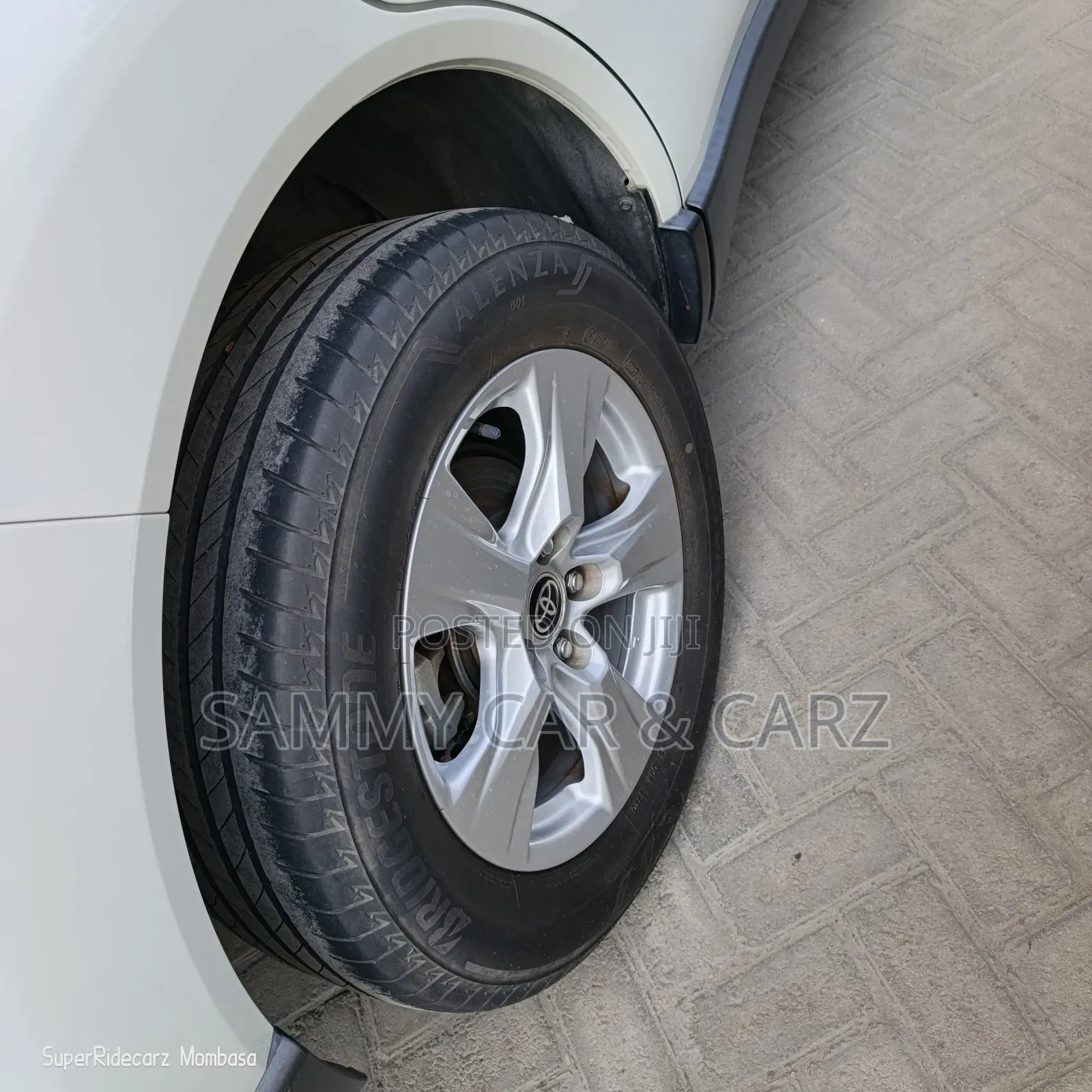 Toyota Harrier 2020 White