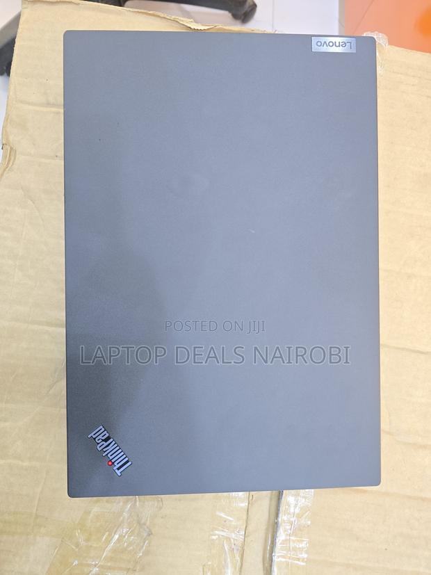Laptop Lenovo Thinkpad T14s Gen 2 16GB Intel Core i7 SSD 512GB