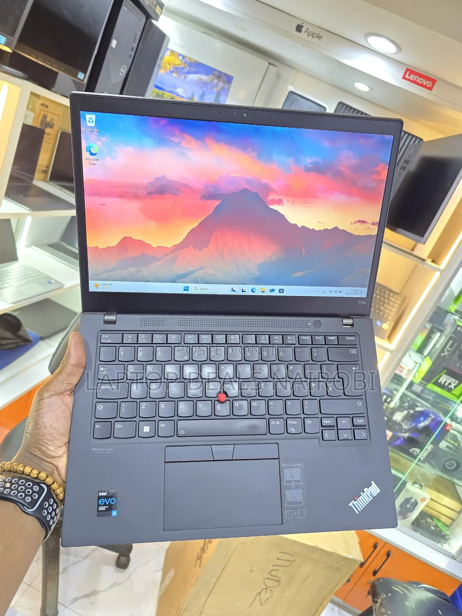 Laptop Lenovo Thinkpad T14s Gen 2 16GB Intel Core i7 SSD 512GB