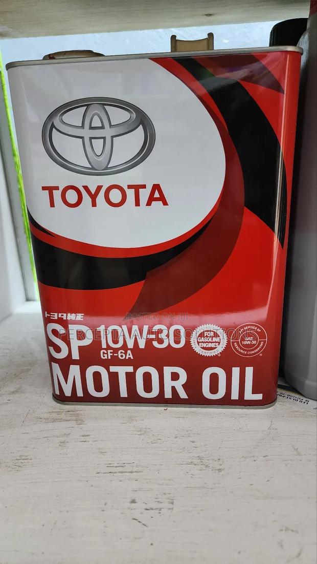 Toyota 10w-30 Motor Oil for Petrol Vehicles