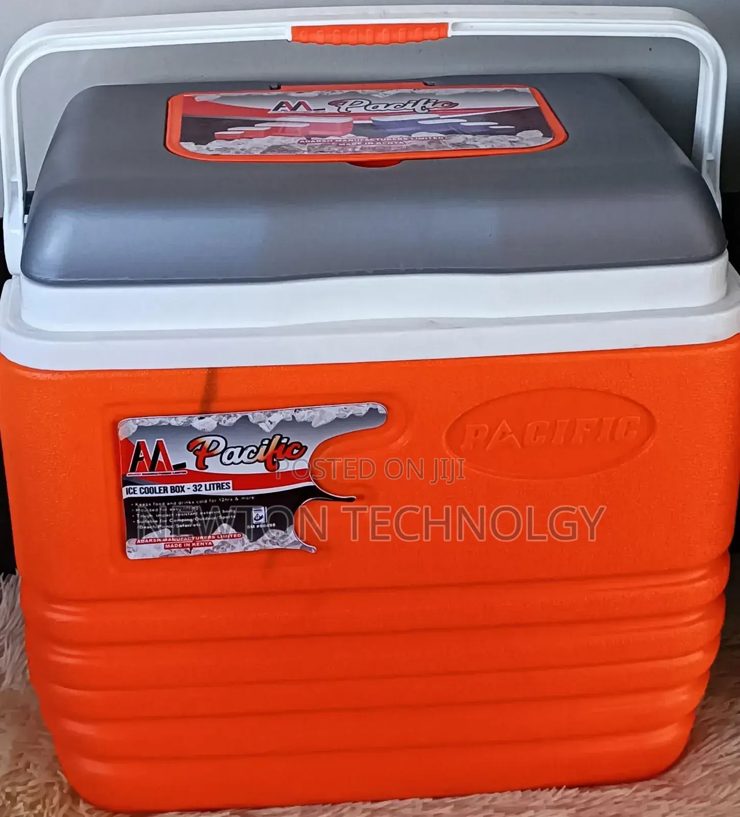 Pacific 61 Litres Cooler Box