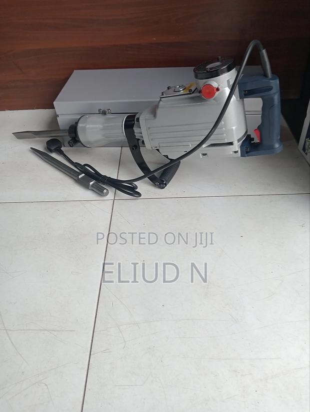 Heavy Duty Breaker Maxmech/1450w - main view