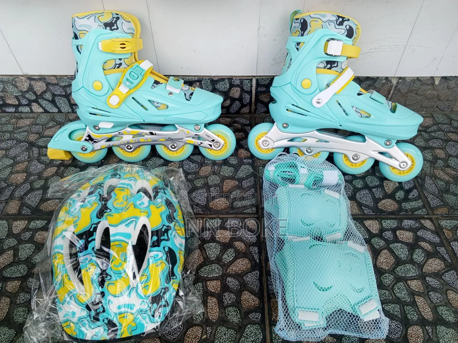 Rubber Wheels Roller Blades Full Set Pack, Available In