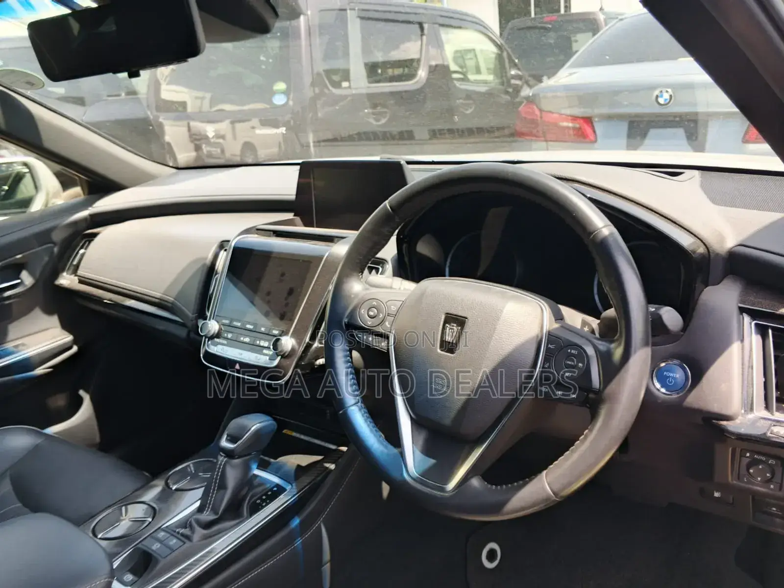 Toyota Crown 2018 Gray