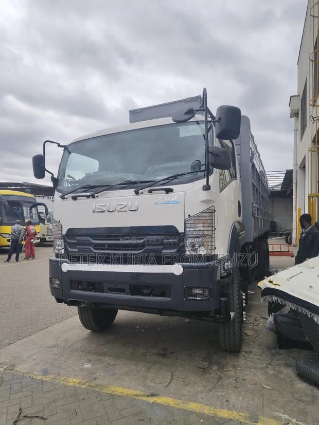 New Isuzu FVZ Blue Power - thumbnail 8