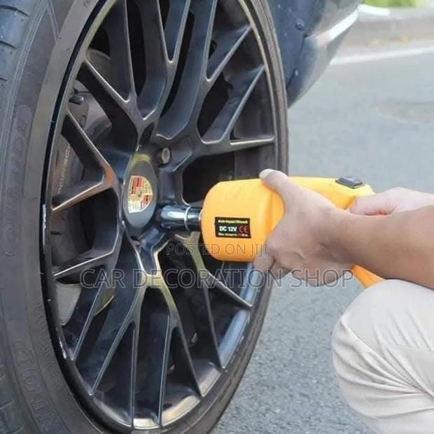 Electric 3ton Combo Jack With Wrench+Inflator - thumbnail 2