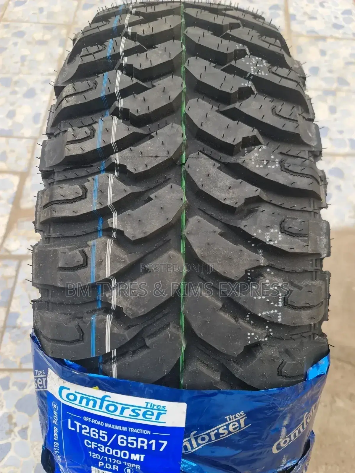 265 /65 R17 Comforser Tyres(Mud Terrrain)