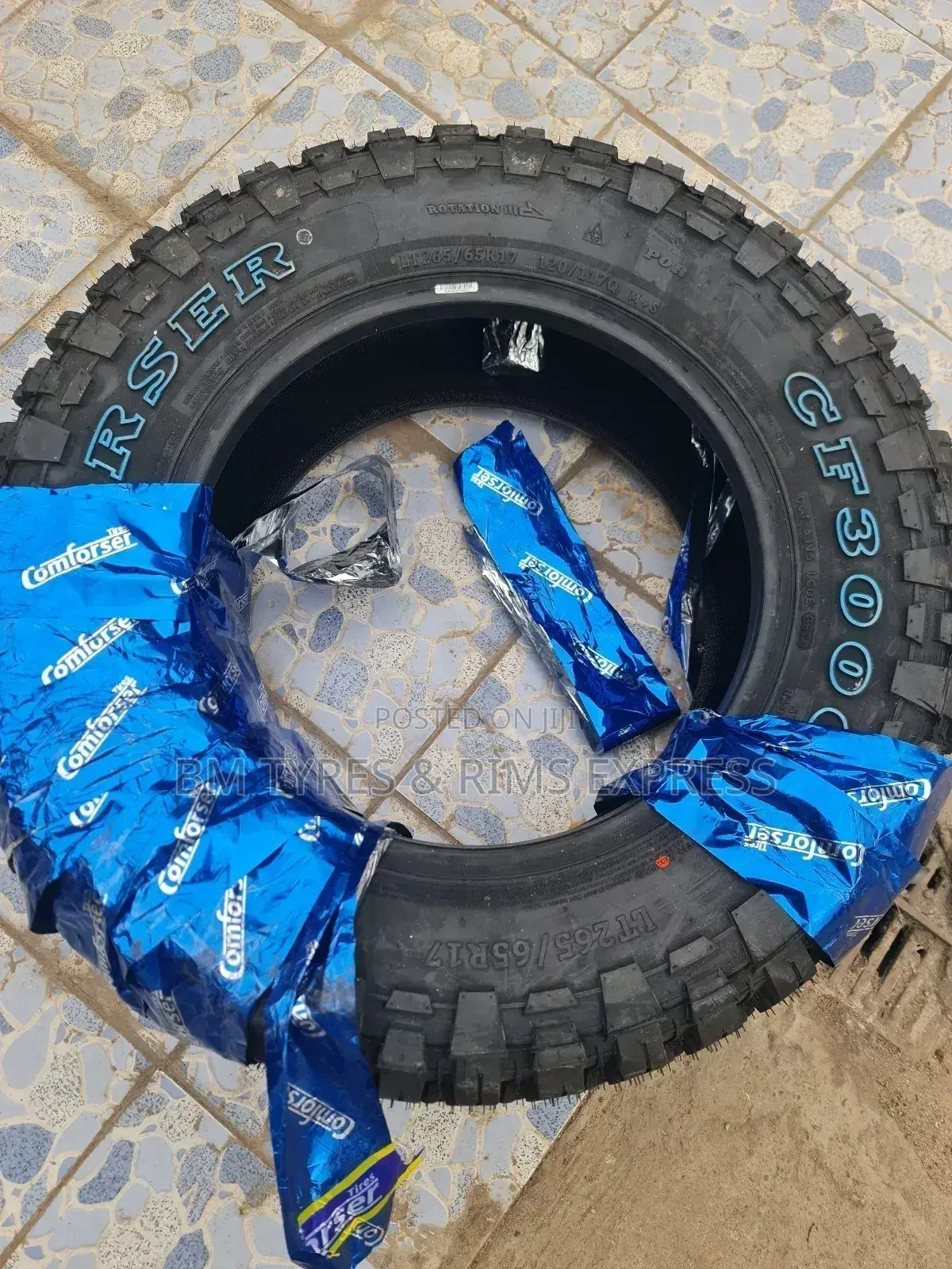 265 /65 R17 Comforser Tyres(Mud Terrrain)