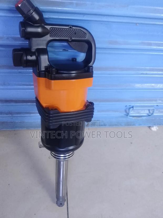 Air Impact Wrench - main view