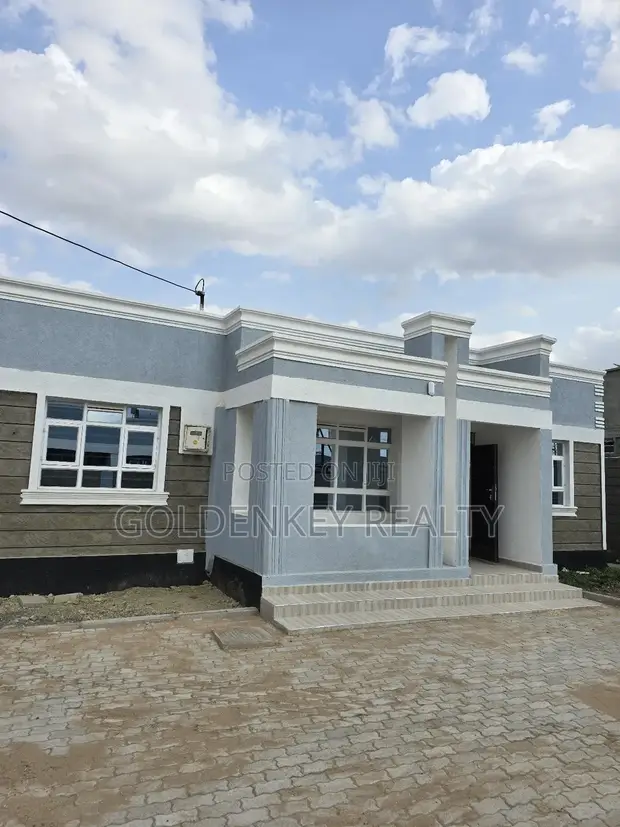 3bdrm Bungalow in Kitengela for sale