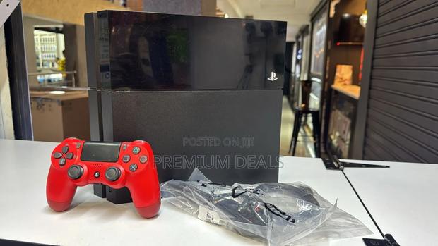 Chipped With 13games Plus All Accessories.