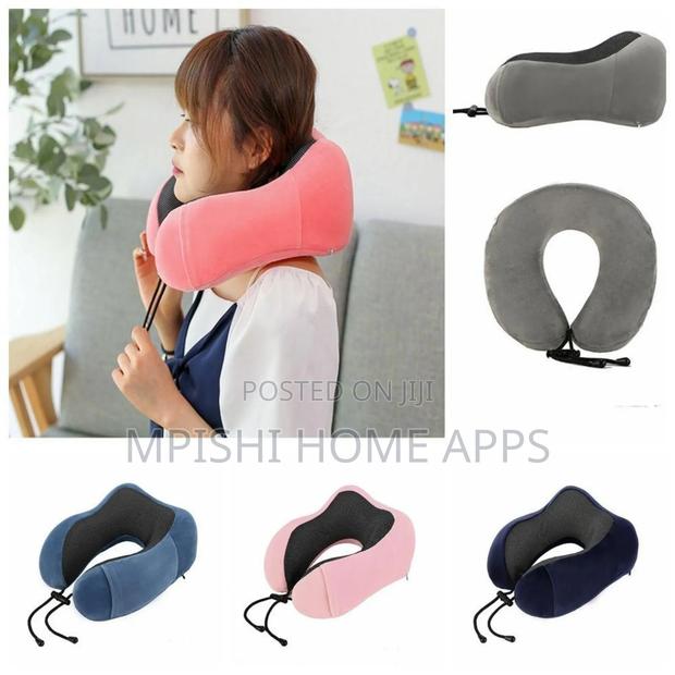 U-Shaped Travel Pillow - thumbnail 2
