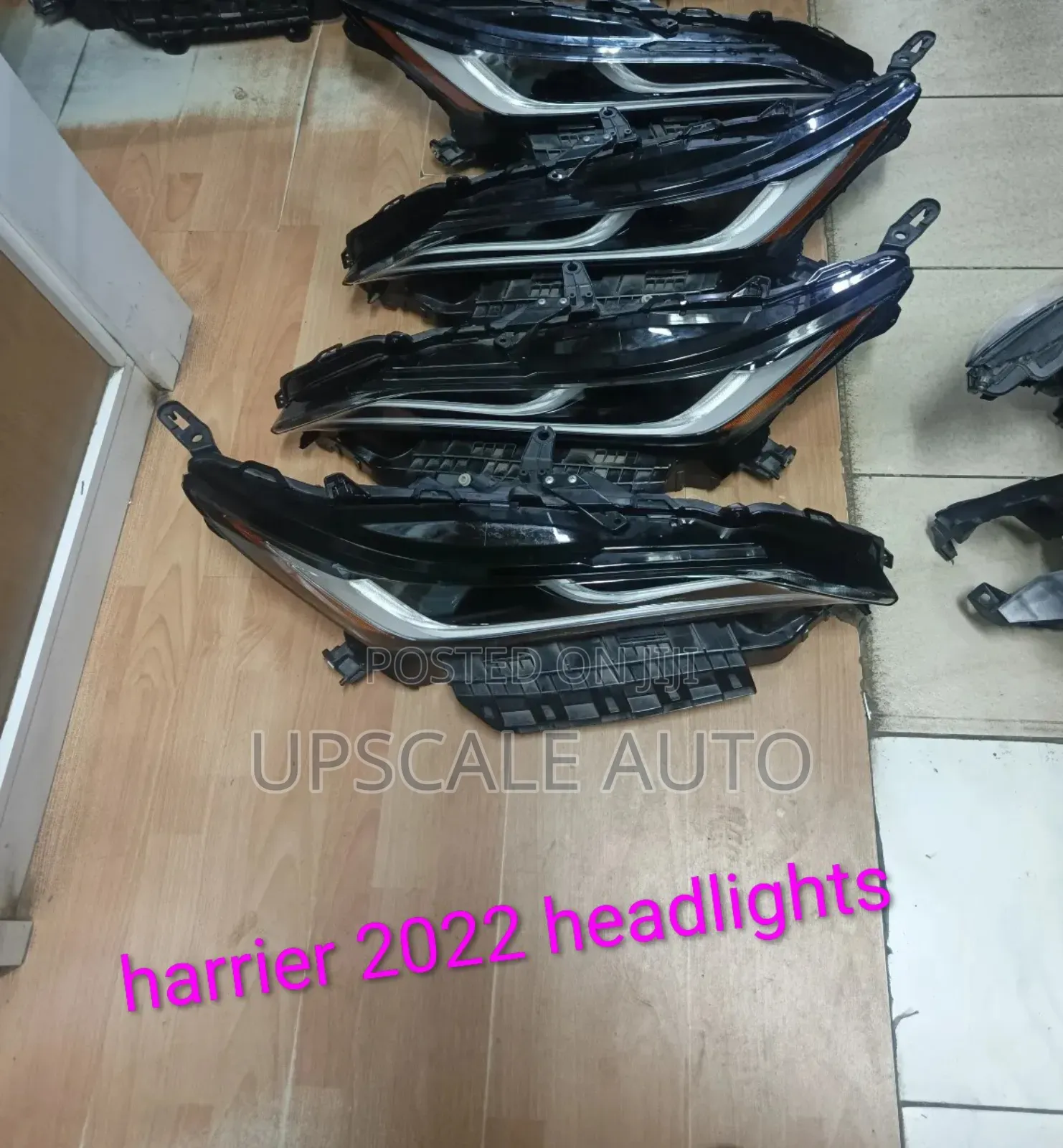 Harrier Headlight 2022 Xenon
