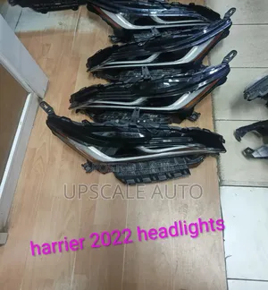Harrier Headlight 2022 Xenon