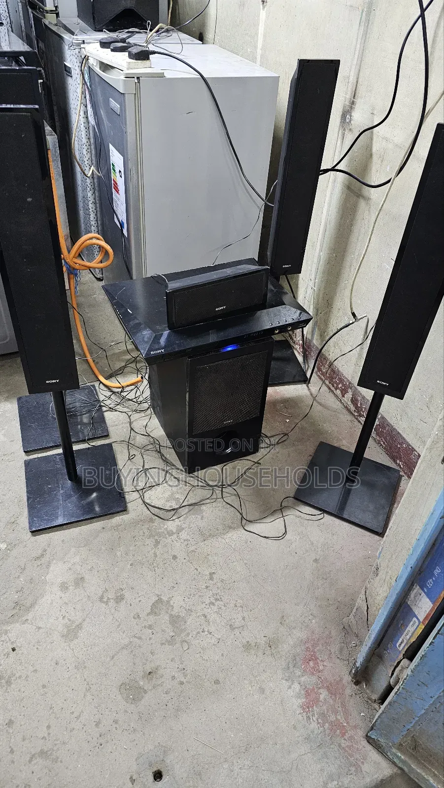 Sony Dz350 Hometheater With Tallboys