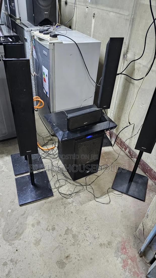 Sony Dz350 Hometheater With Tallboys - thumbnail 3