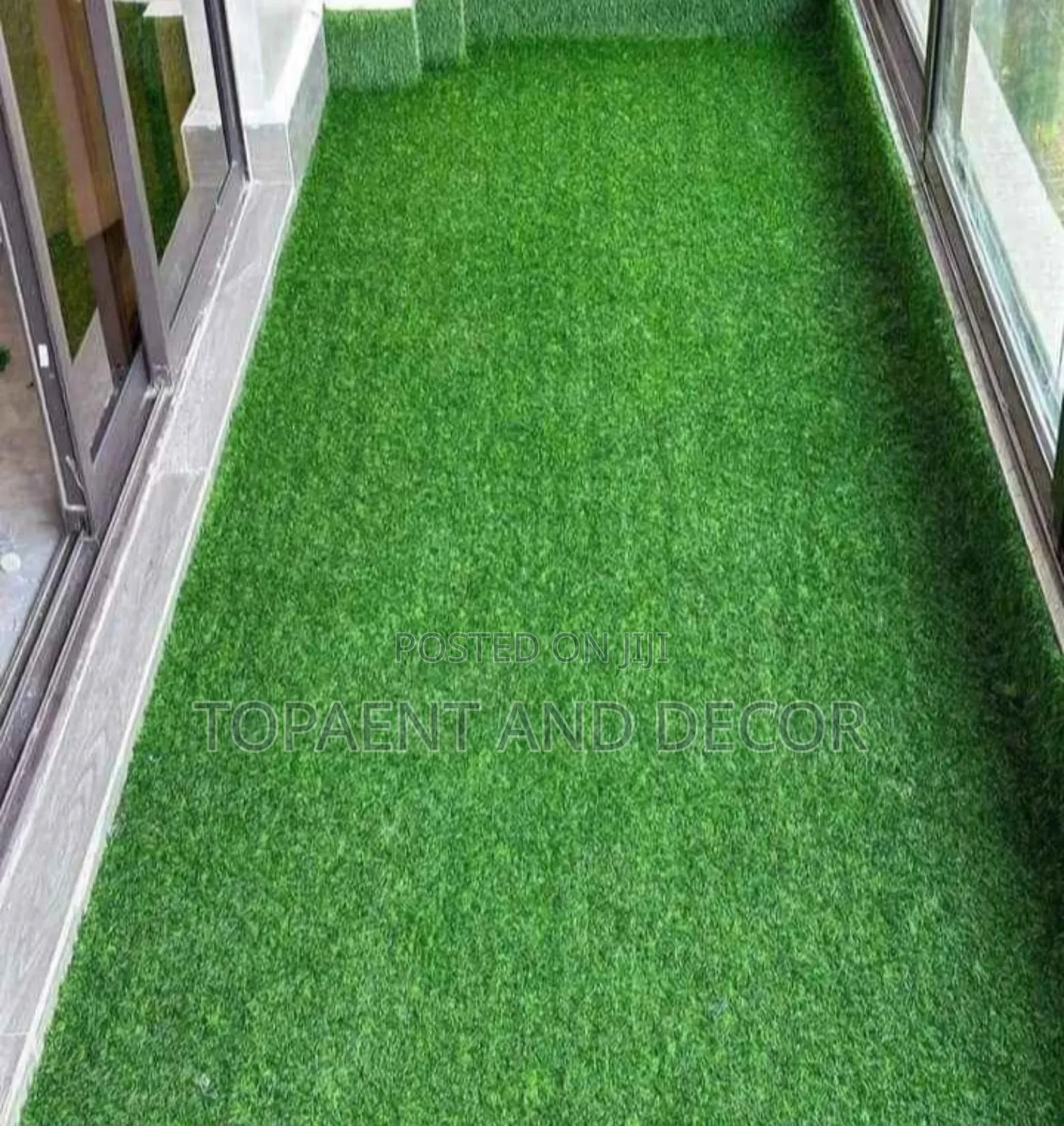 Low Maintenance Turf for Balcony and Indoor Use
