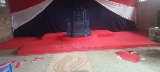 Seamless Carpet Flooring Smooth and Durable