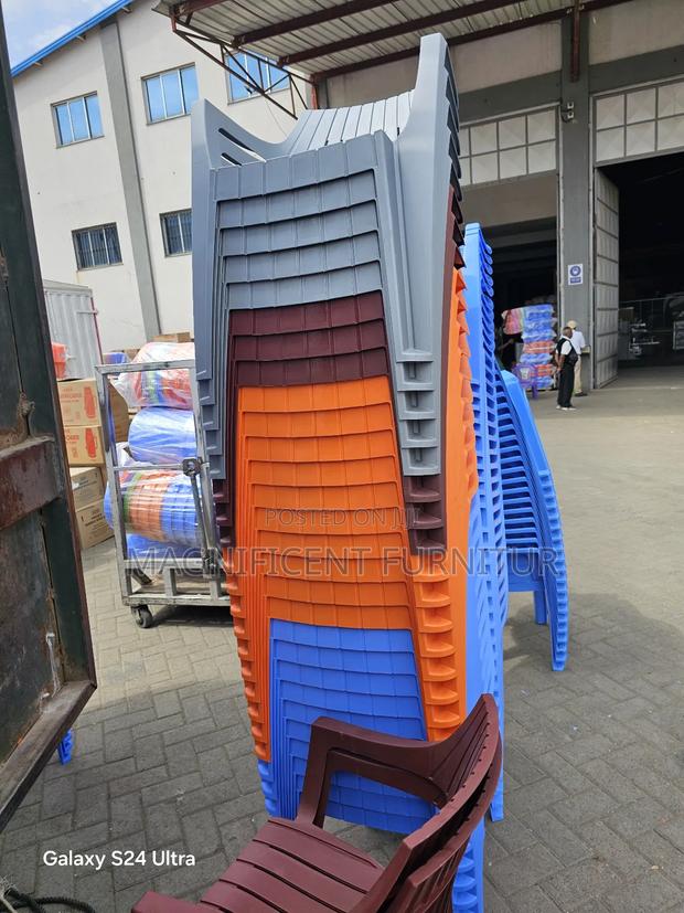 Plastic Chairs Vex Grey - main view