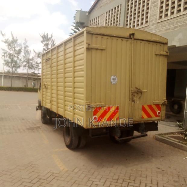Mitsubishi Canter KBC 2008 Yellow - thumbnail 8