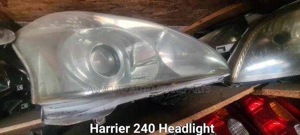 Toyota Harrier 240 Headlight - thumbnail 2