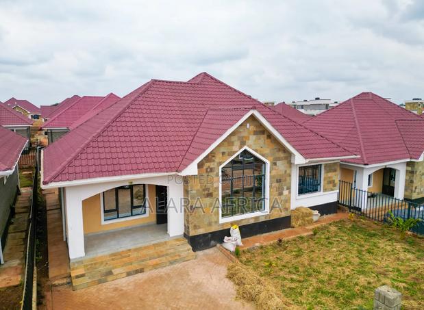 3bdrm Bungalow in Windsor Ridge 3, Kenyatta Road / Theta for sale - main view