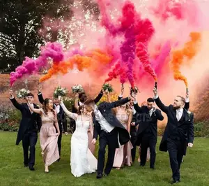 Romantic Smoke Bombs – Magical Wedding Photos