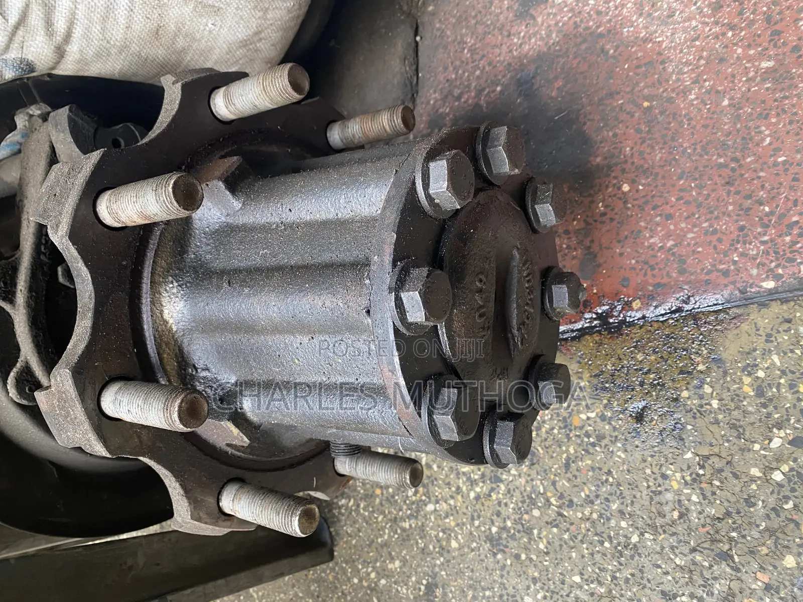 Fuso Fi Rear Hub