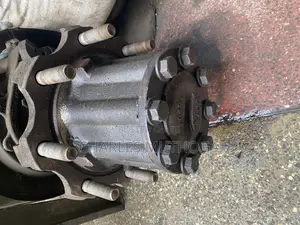 Fuso Fi Rear Hub