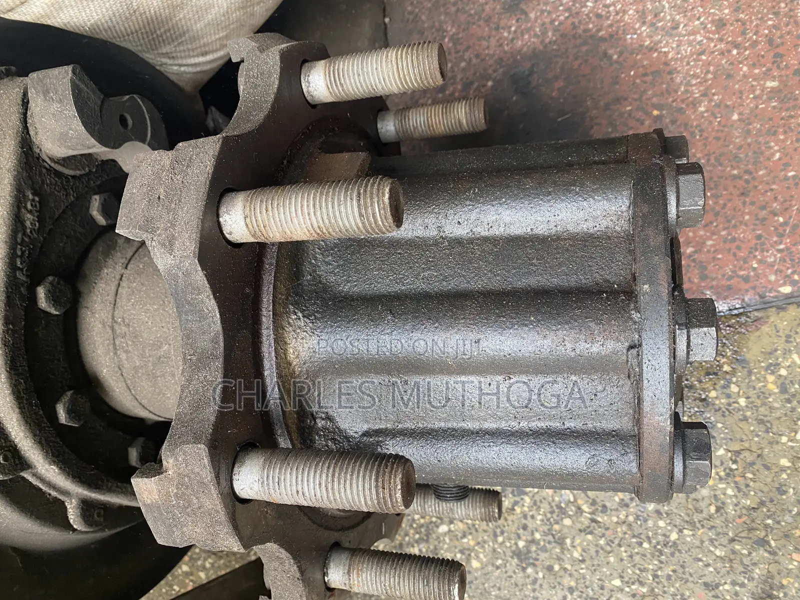 Fuso Fi Rear Hub
