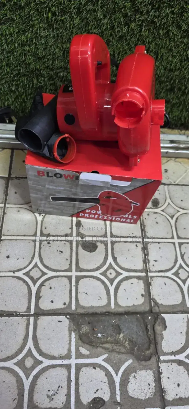 Red Dust Blower