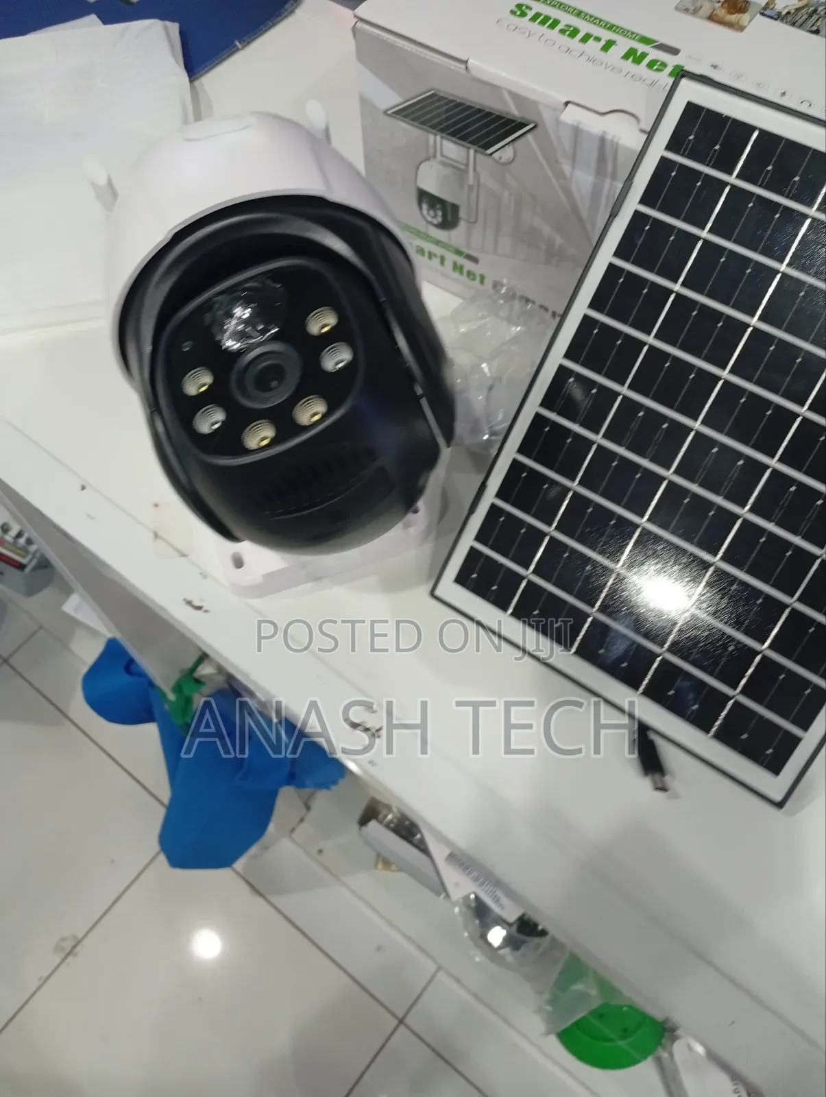 Waterproof -CCTV Solar 4g Sim Camera Outdoor 3mp V380 CCTV