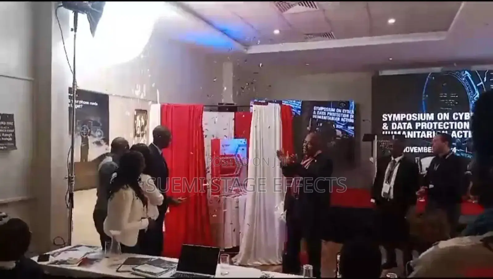 Electric Booth Unveiler – Grand Reveal Effect