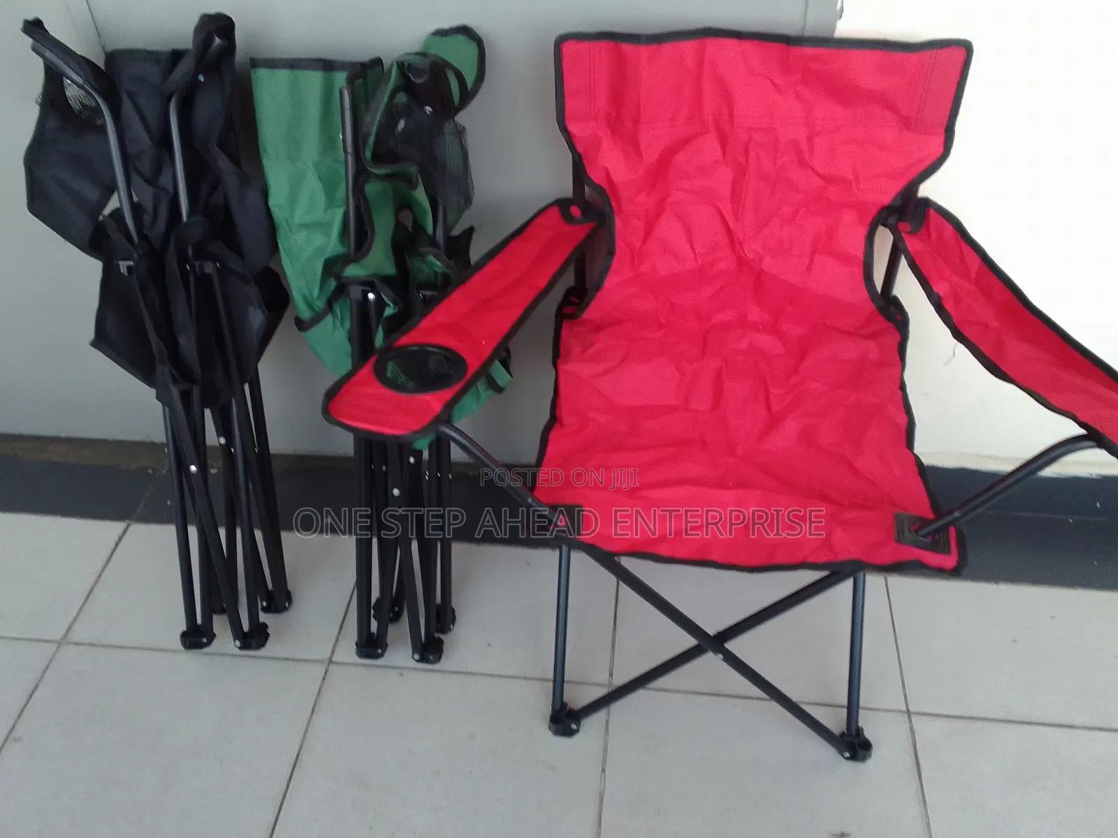 Foldable Red With Cupholder Seat