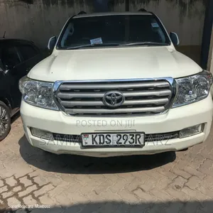 Toyota Land Cruiser 4.6 V8 ZX 2009 White