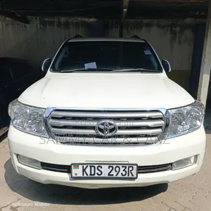 Toyota Land Cruiser 4.6 V8 ZX 2009 White