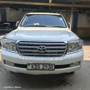 Toyota Land Cruiser 4.6 V8 ZX 2009 White