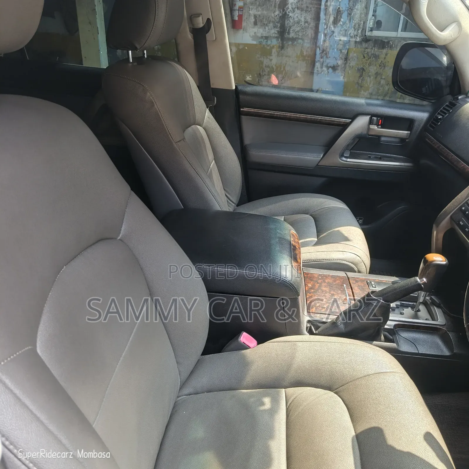 Toyota Land Cruiser 4.6 V8 ZX 2009 White