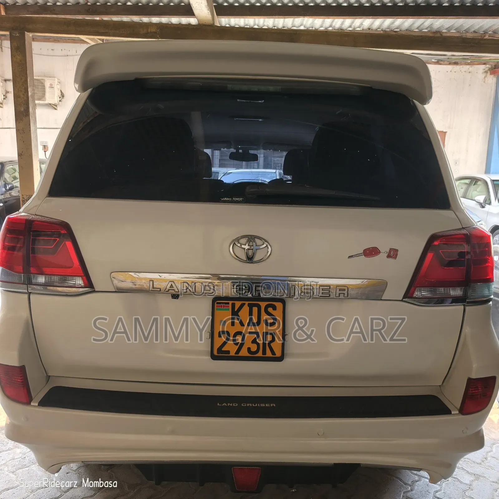 Toyota Land Cruiser 4.6 V8 ZX 2009 White