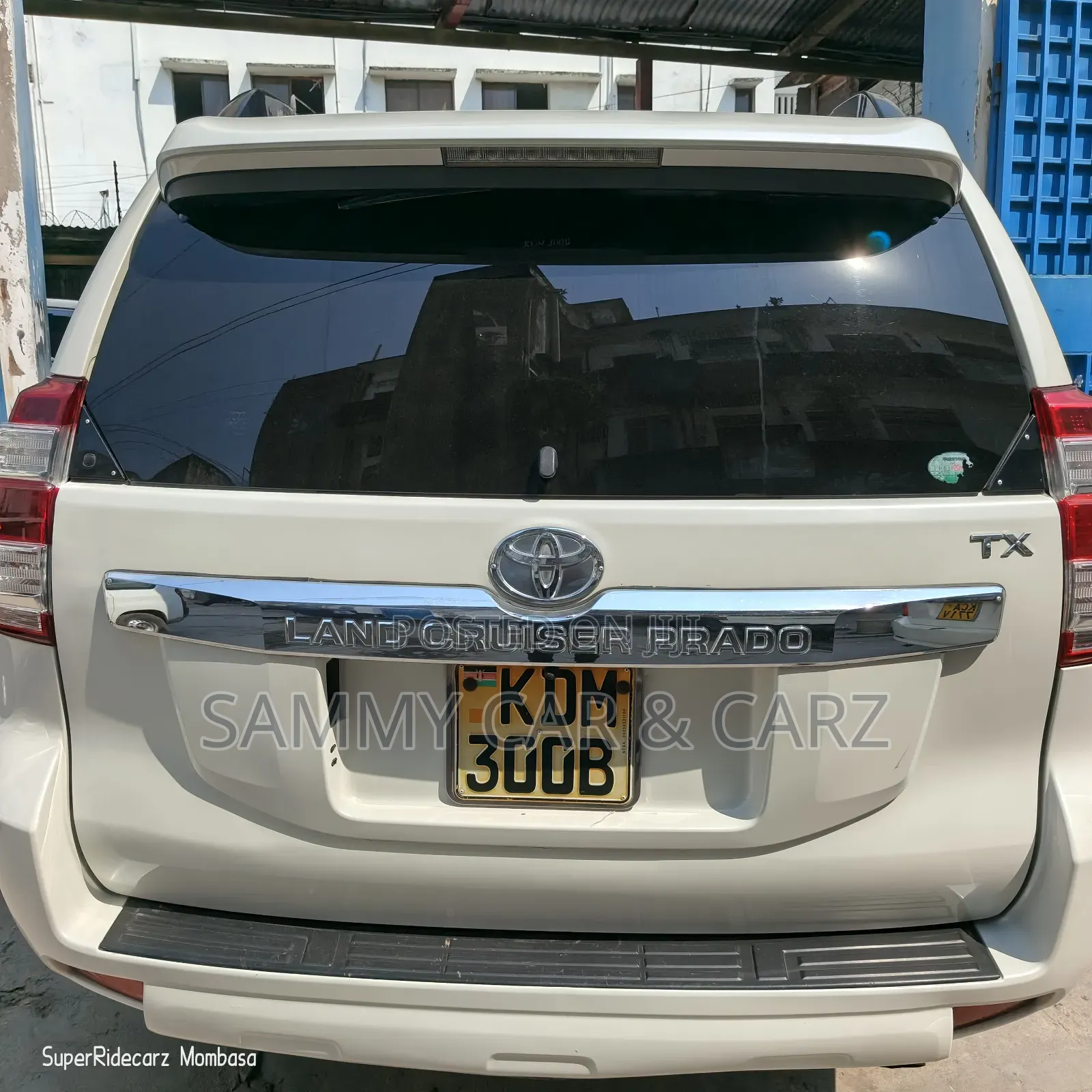 Toyota Land Cruiser Prado 2.8 D-4D 2015 White