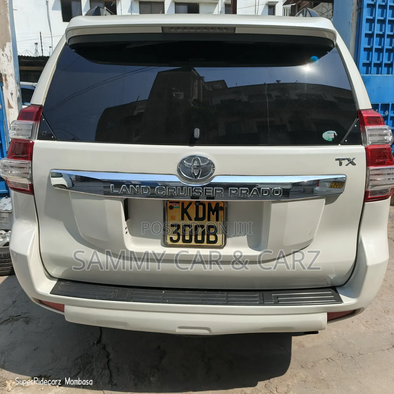 Toyota Land Cruiser Prado 2.8 D-4D 2015 White