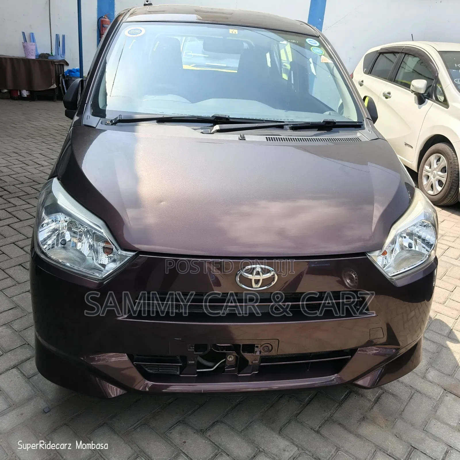 Toyota Pixis 2018 Maroon