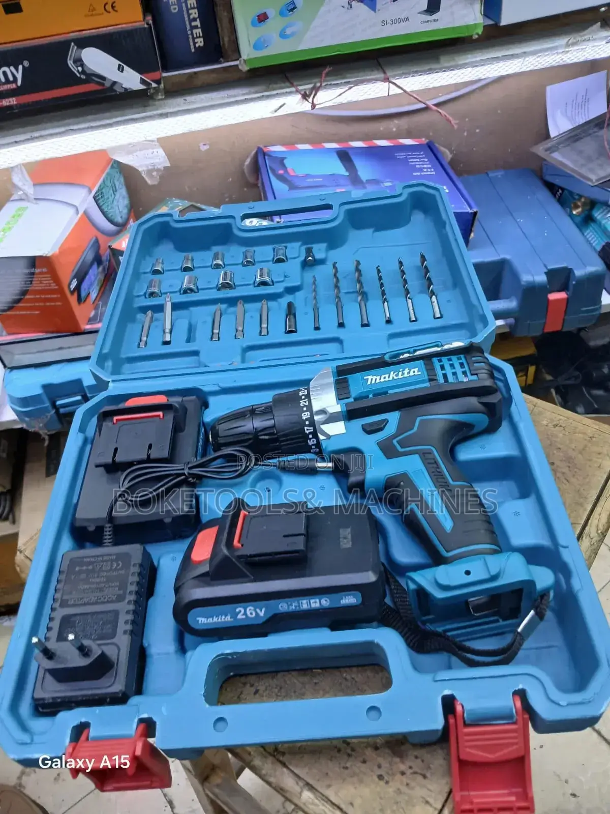 Makita 26v Drill Set